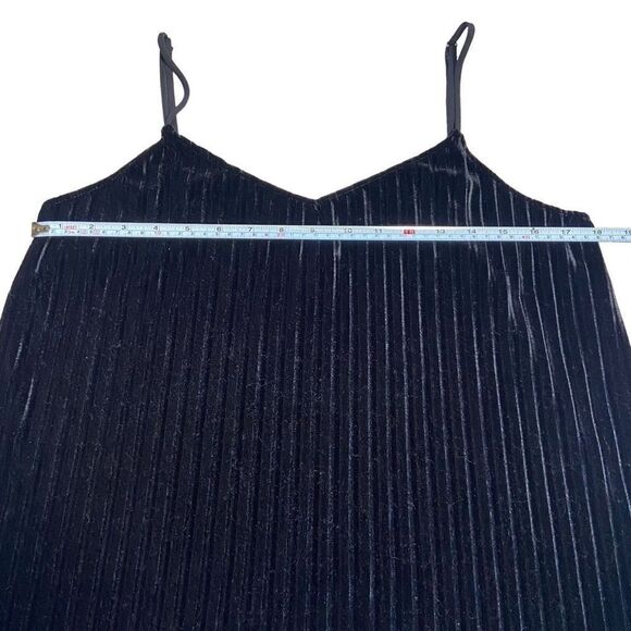 ❤️ Show Me Your‎ MuMu Julia Top Women’s Black Velvet Top Size Small - Picture 6 of 9